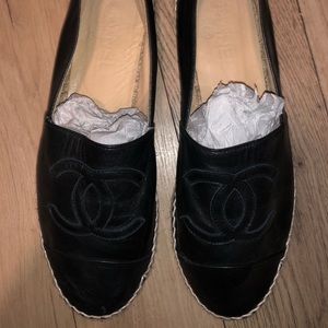 Chanel Espadrilles like new, with dust bag